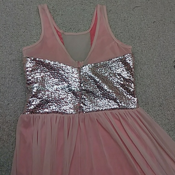 Beautiful Formal Flowy Prom Dress - Picture 5 of 8